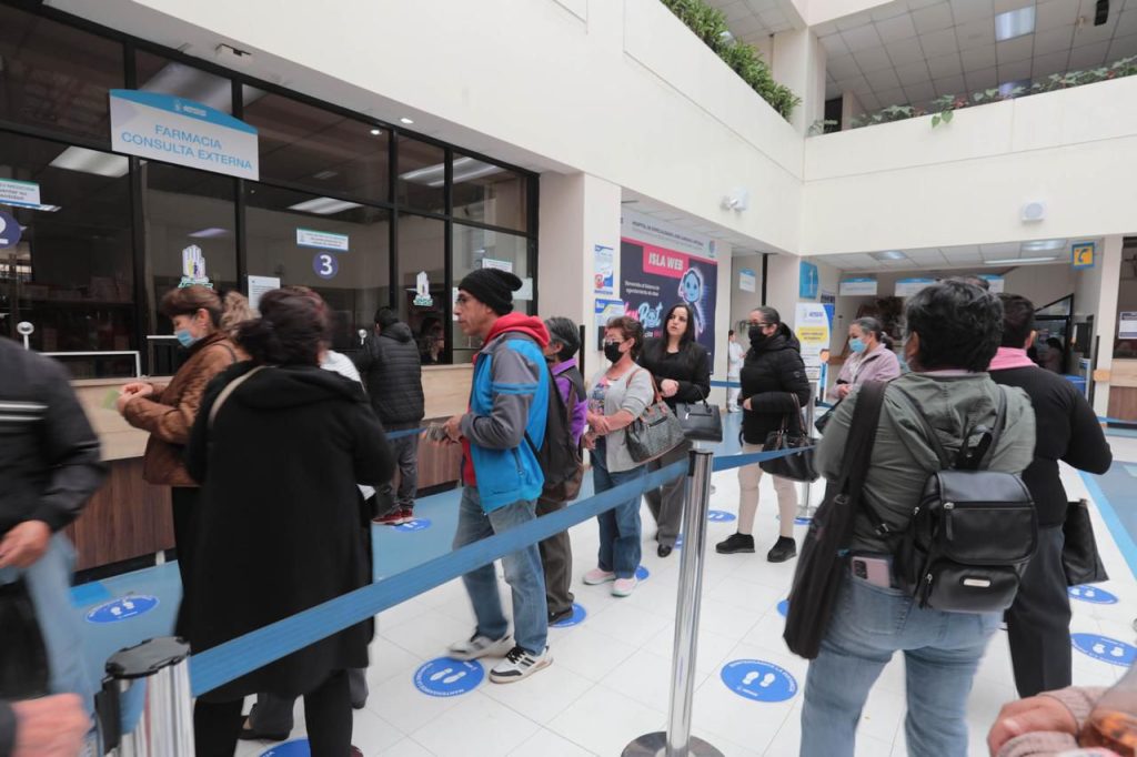 Hospital José Carrasco, del IESS, tiene el 60 % de abastecimiento de medicinas