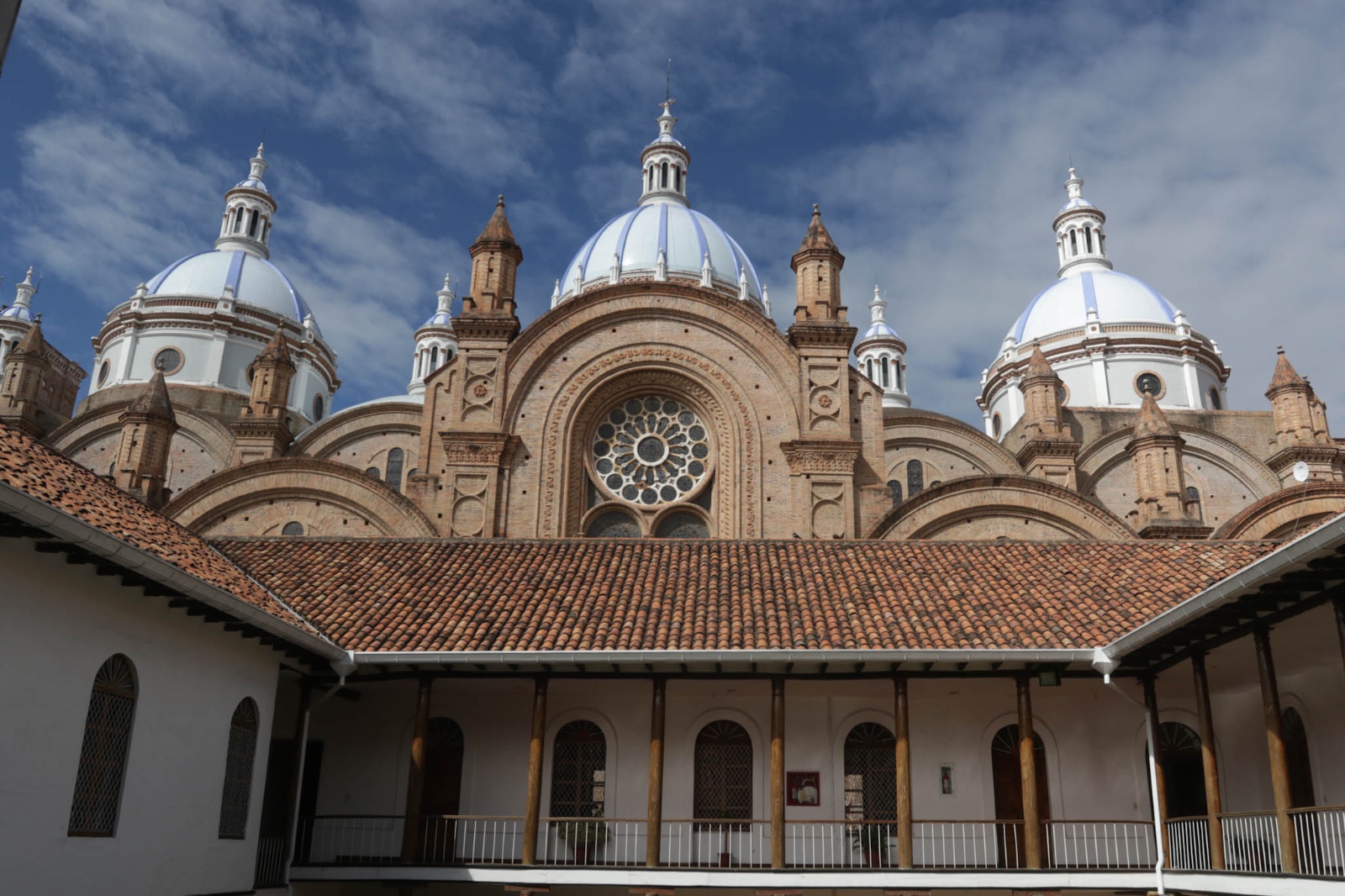 La Catedral de La Inmaculada Concepción pasa por un proceso de mantenimiento.