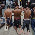 niños bandas ecuador