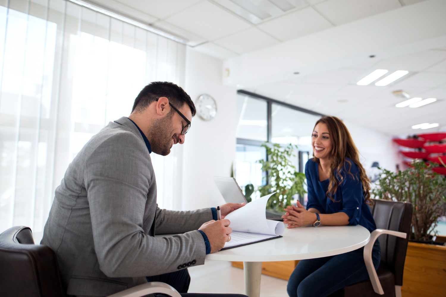 La entrevista de trabajo busca conocer al candidato directamente. Freepik