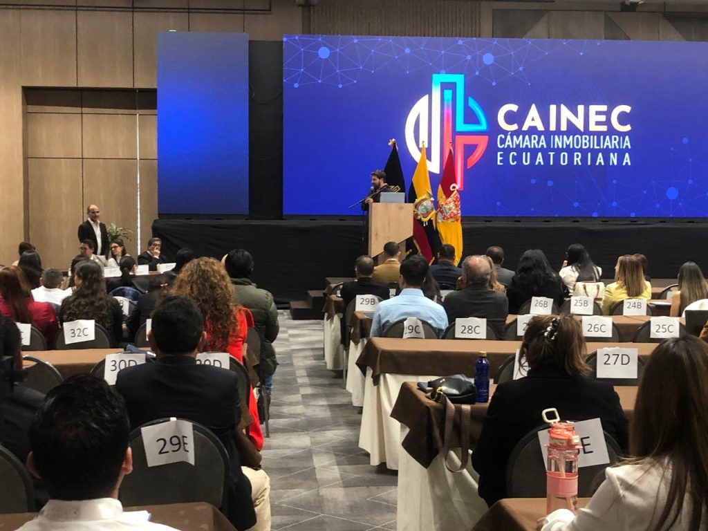 El Expo Real Estate 2025 y V Congreso Inmobiliario InmoTRENDS, se desarrolla hasta hoy en el Centro de Convenciones Mall del Río. PNH