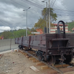 Los vagones y las cisternas que se expondrán en el nuevo Parque del Ferrocarril están en proceso de restauración. /Fotos Municipio de Cuenca.