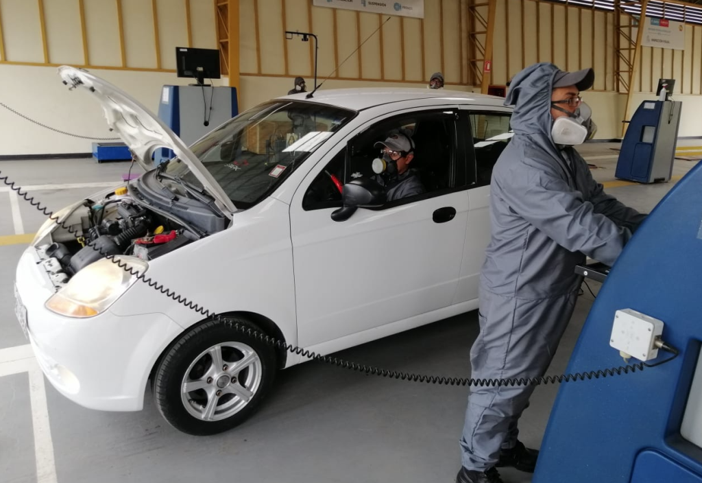 La matriculación vehicular es un proceso obligatorio que los usuarios deben realizar cada año. /Foto archivo EMOV