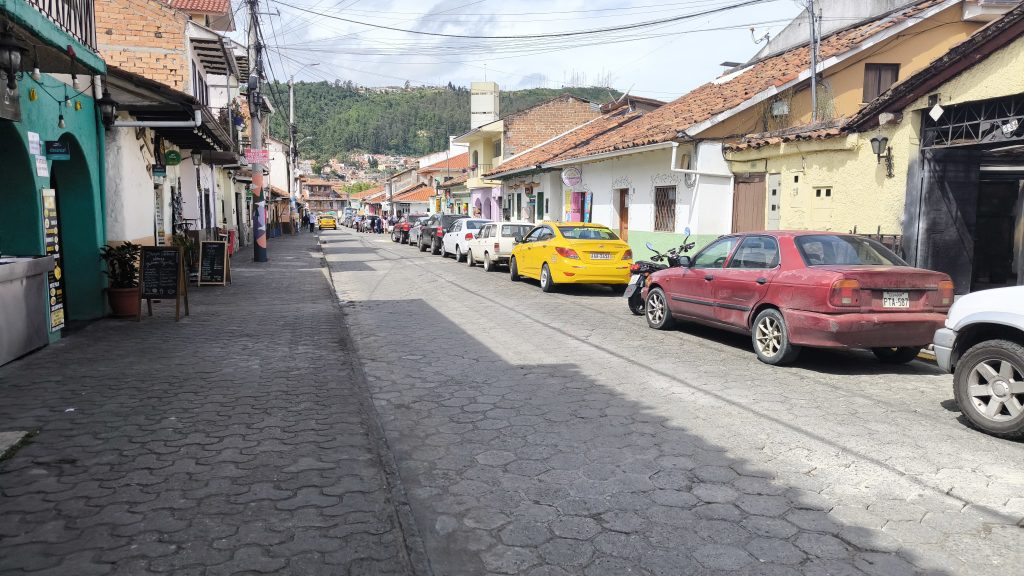 La calle Las Herrerías en Cuenca será intervenida por el municipio tras 50 años.