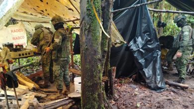 Fuerzas Armadas (FF.AA.) localizan campamento de mineros ilegales en El Pangui.