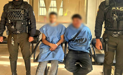 Los ciudadanos que protagonizaron la persecución habrían amenazado con una supuesta arma de fuego a los agentes policiales. /Foto Policía Nacional