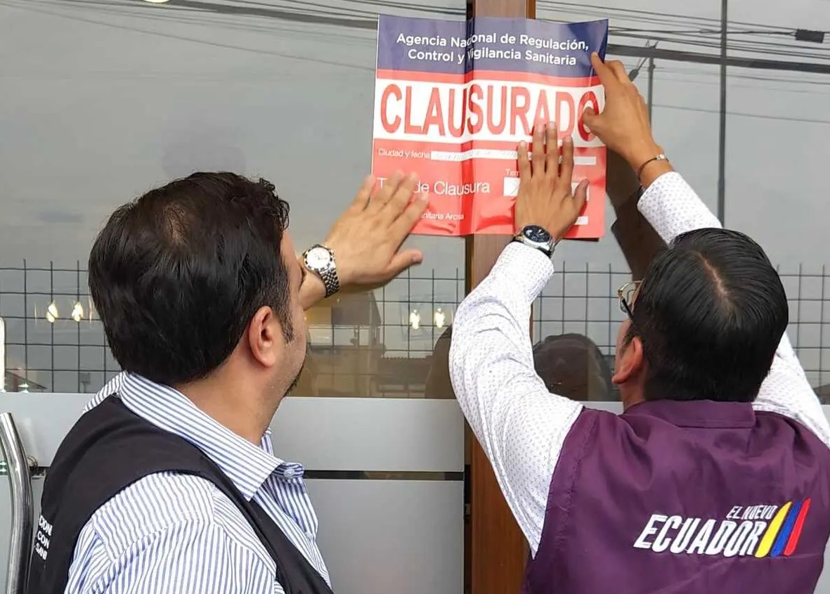 Se comercializaban dispositivos médicos sin registro sanitario.