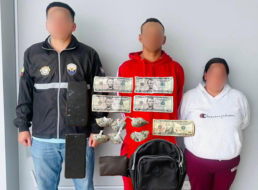 Los dos detenidos en Cuenca registran antecedentes panales por diferentes delitos. /Fotos Policía Nacional.