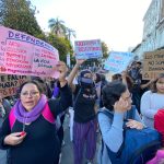 La marcha del lunes 28 de julio de 2025 la protagonizaron mujeres en el centro histórico de Cuenca. / XCA