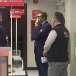 El gobernador del Azuay, Xavier Bermúdez, realizó una visita sorpresa las instalaciones del ECU911 Austro. /Cortesía