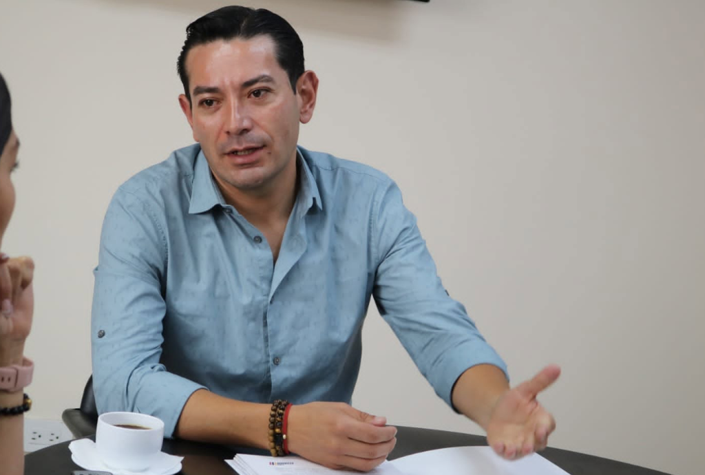 Pablo Cueva presentó su renuncia como director del Consejo de Seguridad Ciudadana de Cuenca. /Foto de Facebook de Pablo Cueva