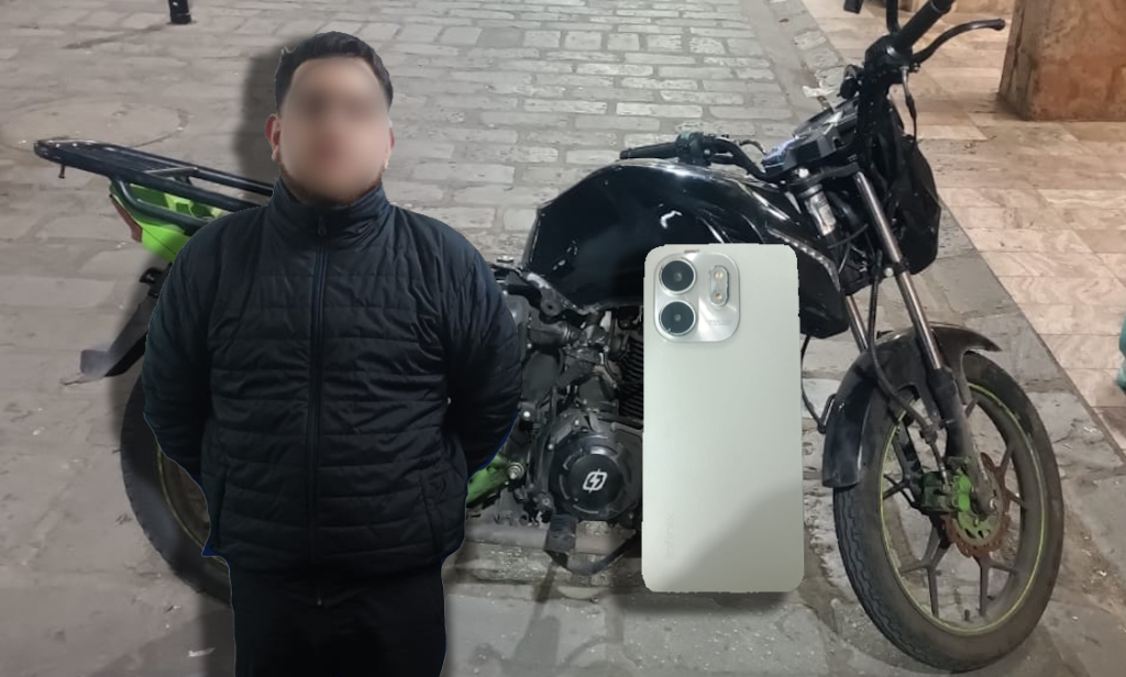 Loa gentes detuvieron a un ciudadano y retuvieron una motocicleta y un celular. /Foto Policía Nacional