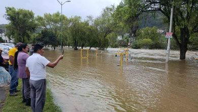 Este 2 de julio se desbordó el río Santa Bárbara, en Gualaceo.