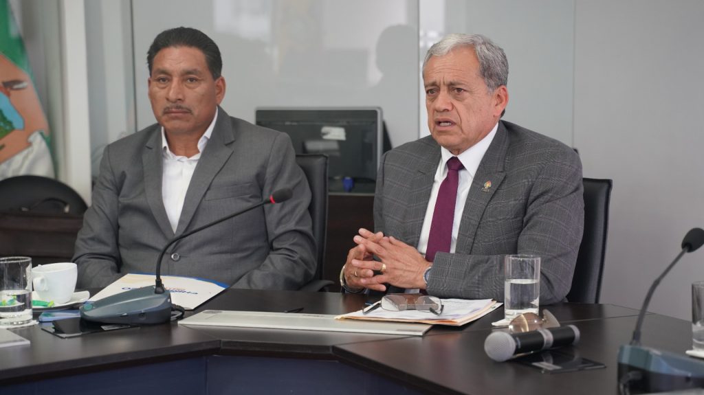 Cañar - límítrofes