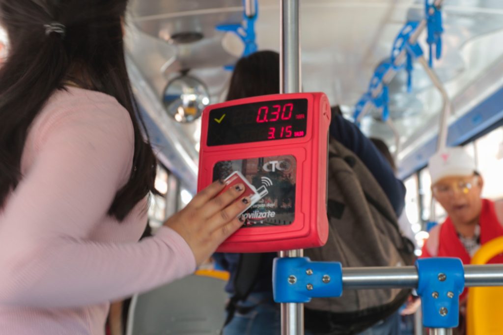 Pasaje del bus urbano