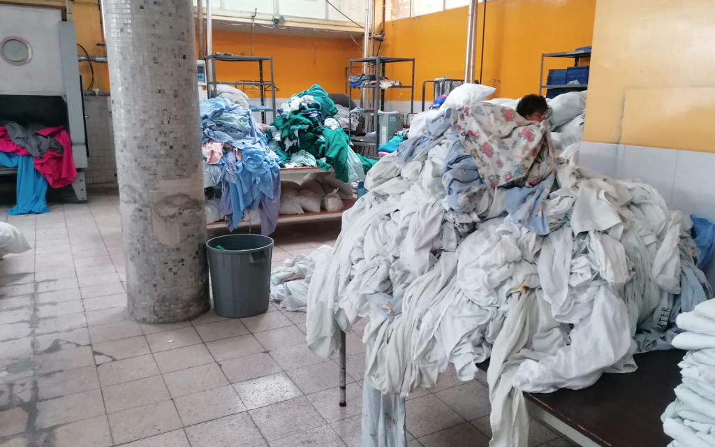 Así se encontraría la lavandería del Hospital Vicente Corral Moscoso de Cuenca. /Cortesía