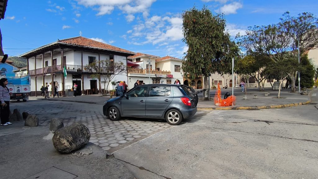 Un tamo de la calle Las Herrerías se reabrió tras un proceso de colocación de nuevo adocreto. /Cortesía