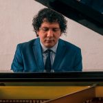 El músico Luis Chiriboga Tamayo ganó el primer premio en la categoría de composición original.