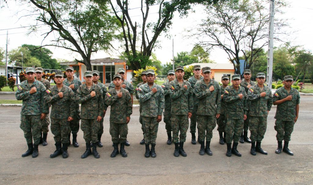 Jóvenes pueden inscribirse en línea desde este 13 de agosto para hacer el servicio militar.