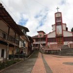 Quingeo, parroquia Patrimonio Cultural de la Nación, se caracteriza por su arquitectura vernácula.