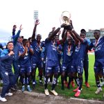 Jugadores de Cuenca Juniors festejan la victoria y el logro alcanzado en el fútbol del Azuay/ FMV