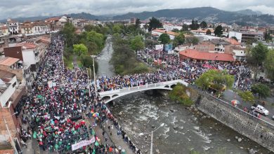 Marcha por el agua en Cuenca: fue el quinto río. Miles de personas que se manifestaron en rechazo al proyecto minero Loma Larga