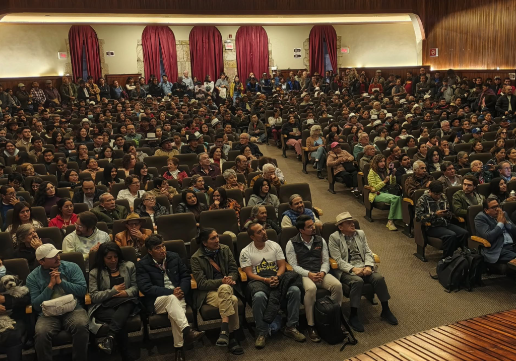 A una Asamblea por el Agua convocó al FEUE este martes 9 de septiembre de 2025. Antes, ya se desarrolló una en el Teatro Sucre. /Cortesía