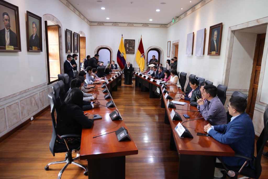 Piden declarar al 16 de septiembre como Día de la Defensa del Agua en Azuay.