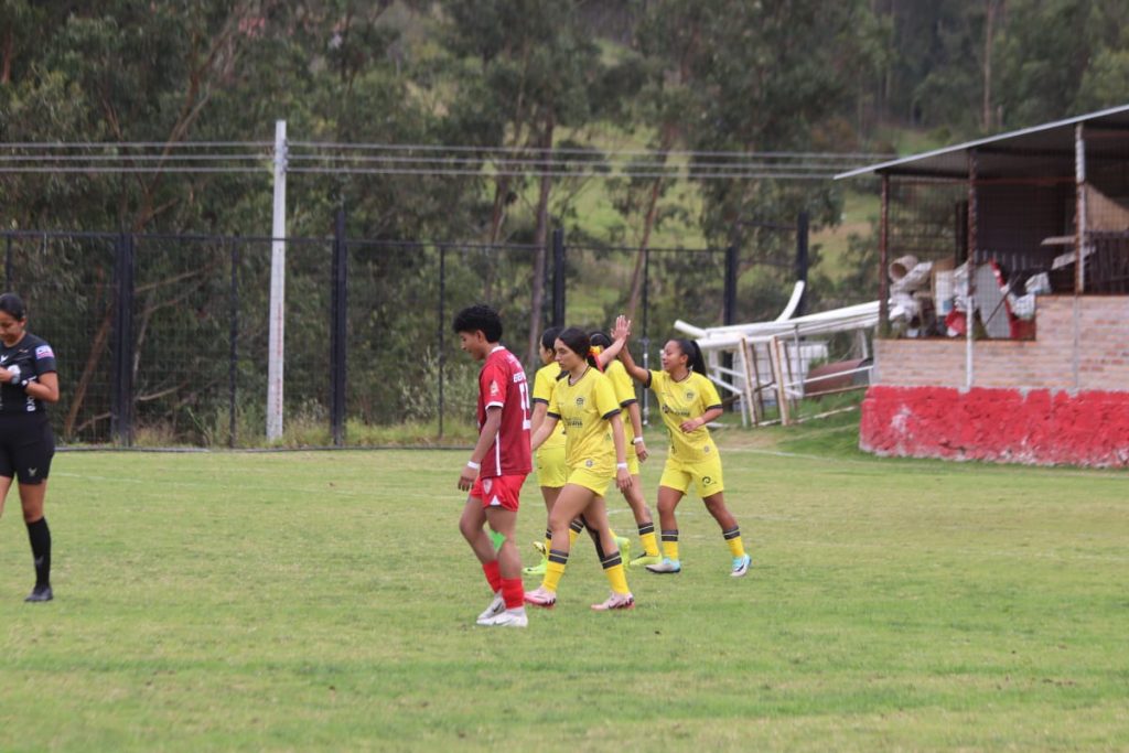 Carneras UPS-Santa Ana FC.
