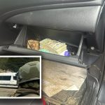 Militares aprehendieron a dos ciudadanos por no poder justifica 6.000 dólares. /Fotos militares