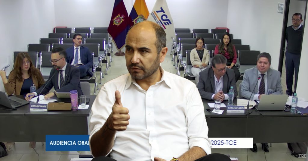 La audiencia contra Juan Cristóbal Lloret se desarrolla en el Tribunal Contencioso Electoral (TCE). /Cortesía