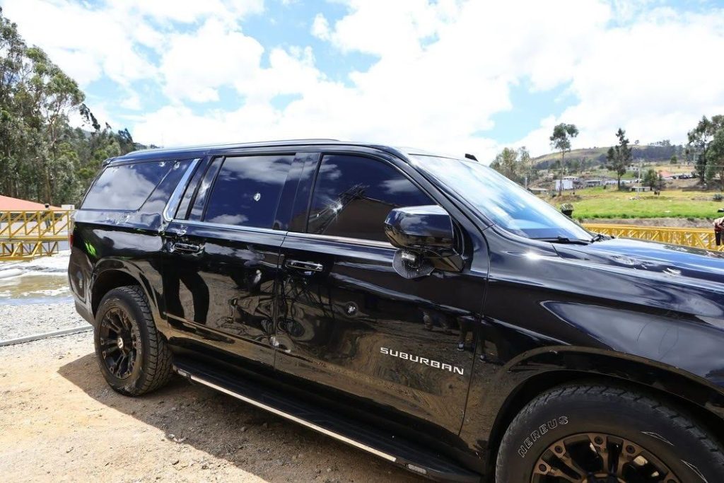 Desde las entidades del Gobierno se indicó que en este vehículo viajaba el presidente Daniel Noboa. /Cortesía