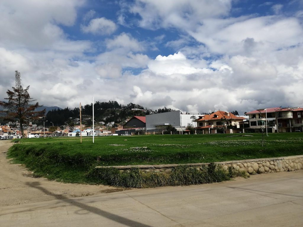 Habitantes del barrio piden que en esta área verde se construya un parque pues no tienen zonas de esparcimiento. /FCS