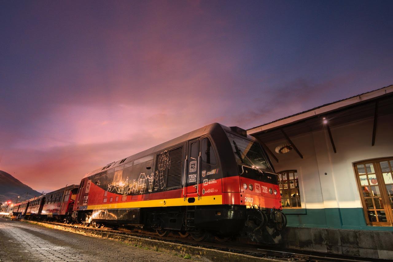 La ruta nocturna del tren en Imbabura se abrió de manera oficial. /Cortesía