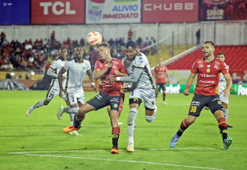 Partido Deportivo Cuenca y Aucas.