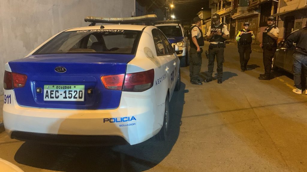 Asesinado a puñaladas y tres ataques armados en Cuenca.