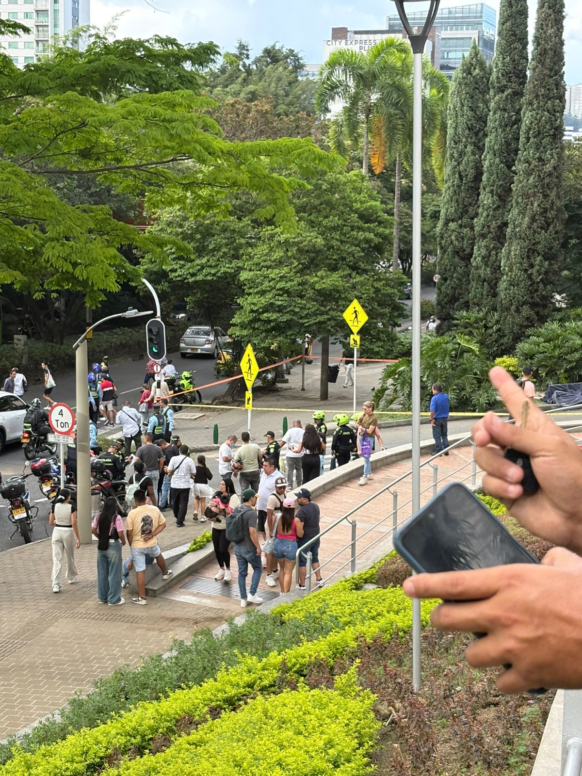 Albanés, con pasaporte ecuatoriano, fue asesinado en una calle en Medellín, en Colombia.