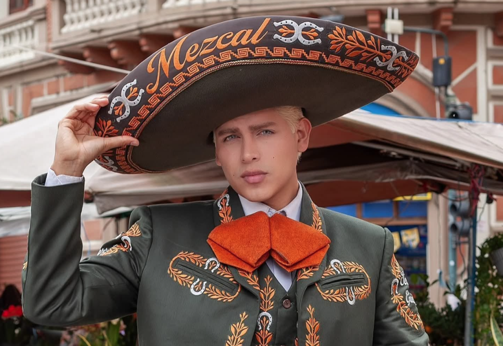 El machaleño Geovanny Morán recibió una invitación a ser parte de la serie biografía de Netflix de Cristian Castro. /Cortesía