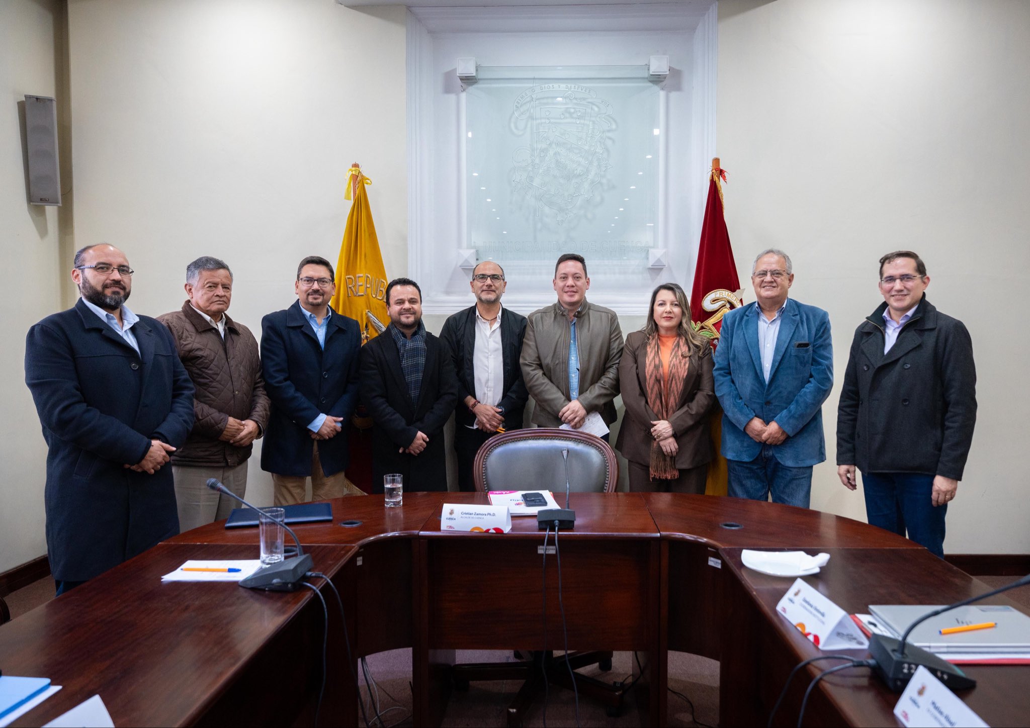 El alcalde de Cuenca convocó a una reunión a 8 exgobernadores de la provincia. /Cortesía