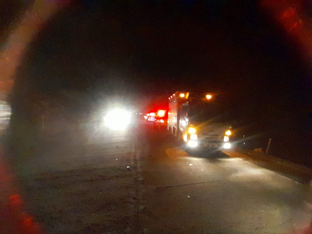 Un hombre fue asesinado a puñaladas en el Cajas. Otros dos lograron escapar.