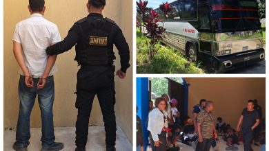 Seis migrantes ecuatorianos detenidos en un bus en Guatemala. Reportó la Policía Nacional Civil.