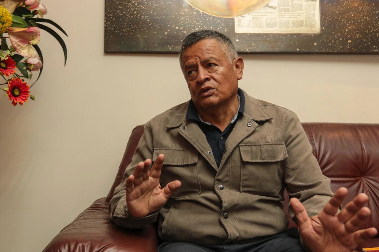 Milton Benítez es coronel en servicio pasivo de las Fuerzas Armadas (FF. AA.) del Ecuador, exgobernador de Azuay y asesor en seguridad de la Asociación de Municipalidades del Ecuador (AME).