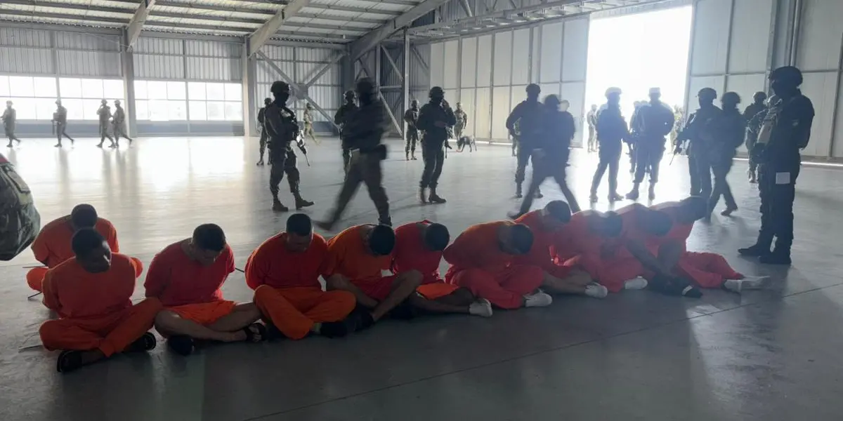 24 presos del centro de rehabilitación de Turi fueron a la cárcel del Encuentro.