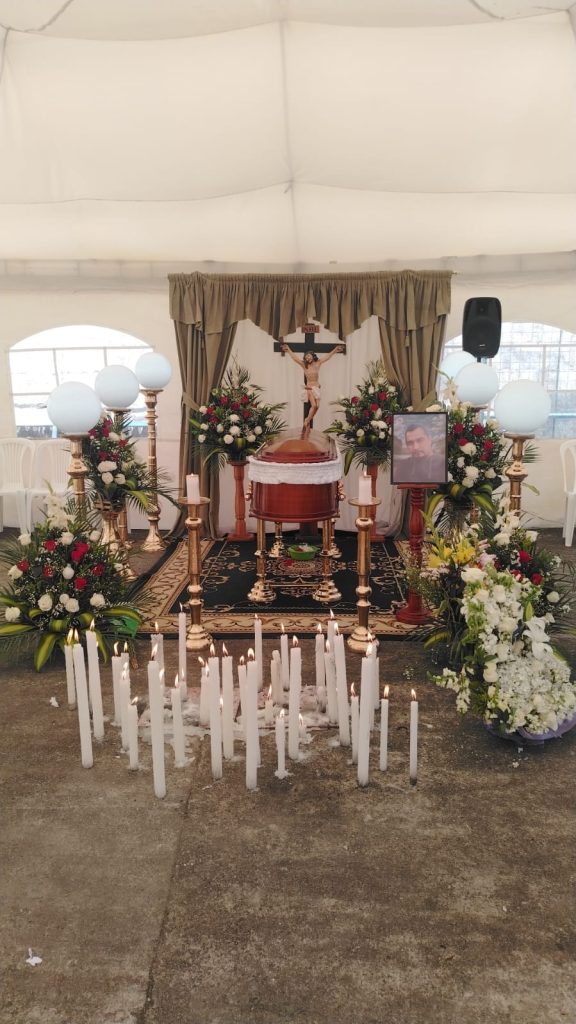 Transportistas piden seguridad en las vías para evitar más muertes. Christian Fernando Yanza Juela, de 30 años, transportista oriundo de Cuenca, fue asesinado en Quevedo.