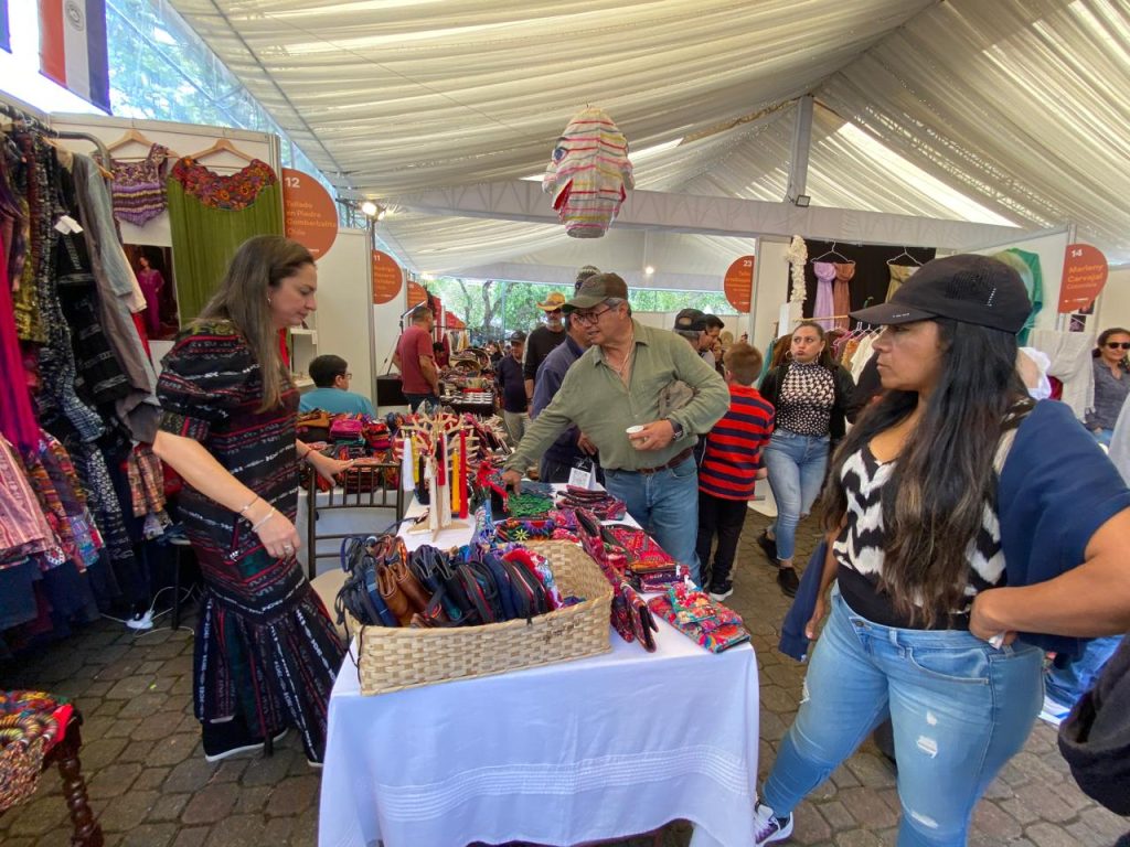 Las fiestas de Cuenca continúan con una amplia agenda festiva y la Sesión Solemne y las ferias. /XCA