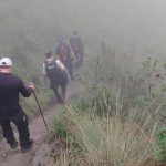 Decenas de personas han participado en la búsqueda del menor de edad. Foto: Bomberos Chunchi