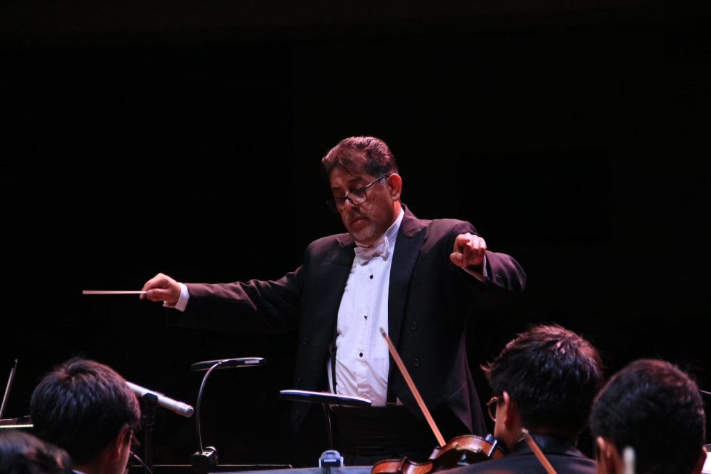 Augusto Carrión Rodas dirigirá este nuevo concierto de la Orquesta Sinfónica de Cuenca. Foto: OSC