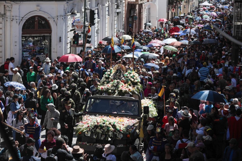 El próximo 24 de diciembre se celebrará el Pase del Niño Viajero 2025 en el Centro Histórico de Cuenca. Foto: El Mercurio