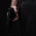 Este año aumentó el uso de armas de fuego para asesinar a mujeres en el país. /Cortesía