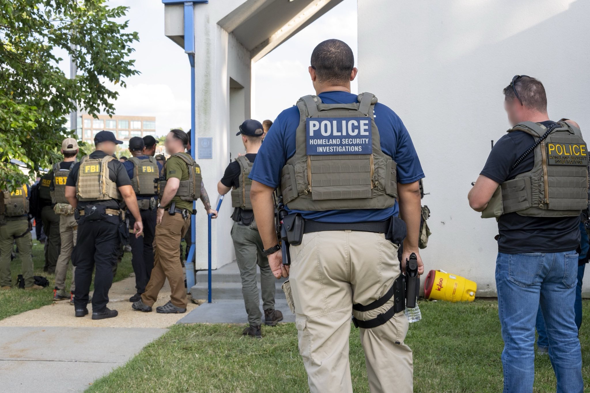 Un migrante ecuatoriano entre los primeros detenidos en redadas contra conductores ebrios en Illinois. Las operaciones se cumplen en honor a Katie Abraham.